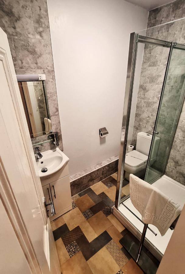 The Albert Hotel Шрусбери Экстерьер фото